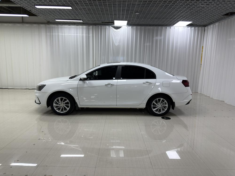 GEELY Emgrand 2021 #4 GEELY Emgrand 2021 car image #4