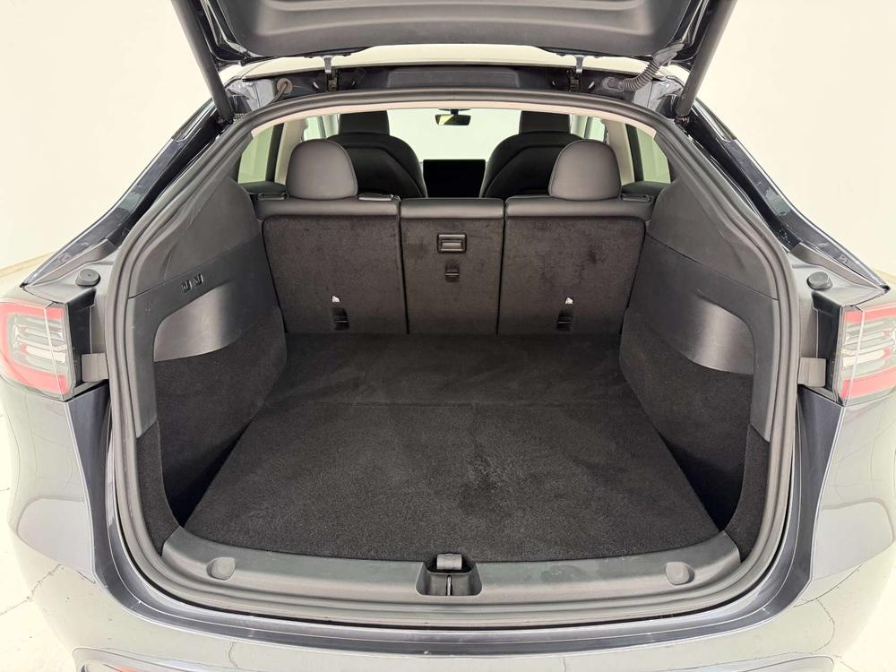 Tesla Model Y 2024 #24 Tesla Model Y 2024 car image #24