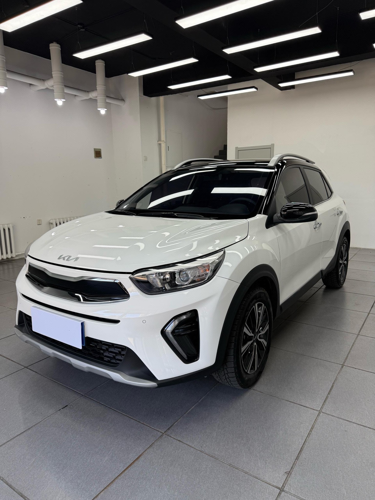 Kia KX1 2023 car image 