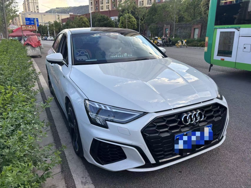Audi A3 2024 car image #2