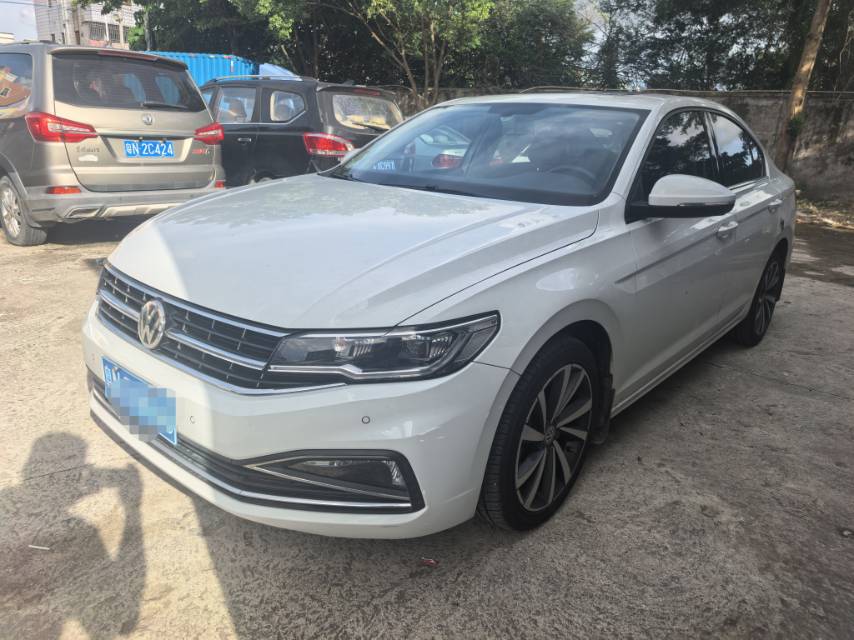 Volkswagen Bora 2020 car image 
