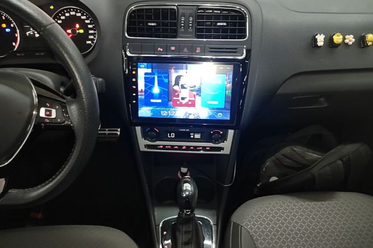 Volkswagen Polo 2017 #13 Volkswagen Polo 2017 car image #13