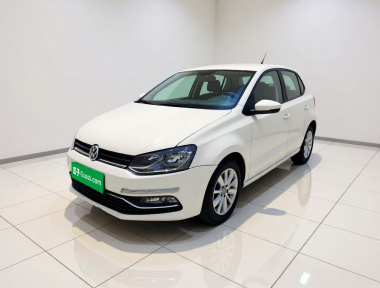 Volkswagen Polo 2015 Volkswagen Polo 2015 car image