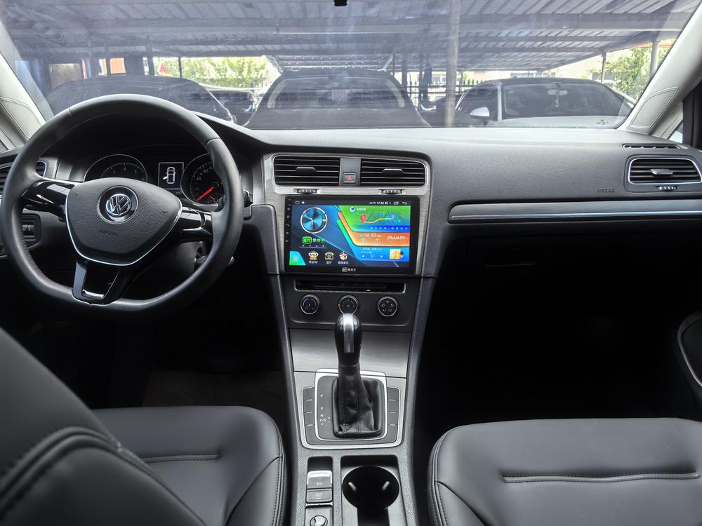 Volkswagen Golf 2016 car image #14