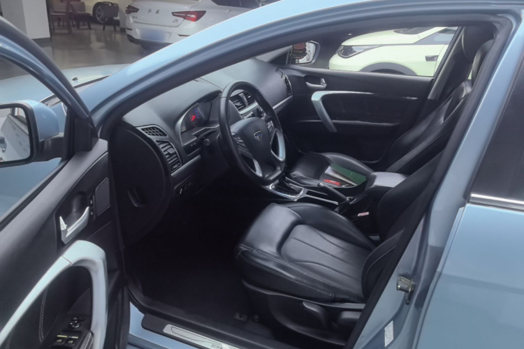 GEELY Emgrand 2016 immagine di auto #16