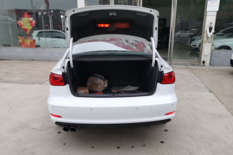 Audi A3 2016 car image #19