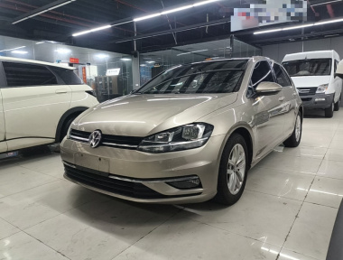 Volkswagen Golf 2018 car image 