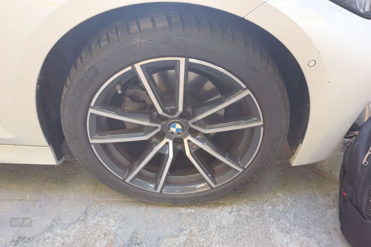 BMW 3 Series 2023 #9 BMW 3 Series 2023 car image #9