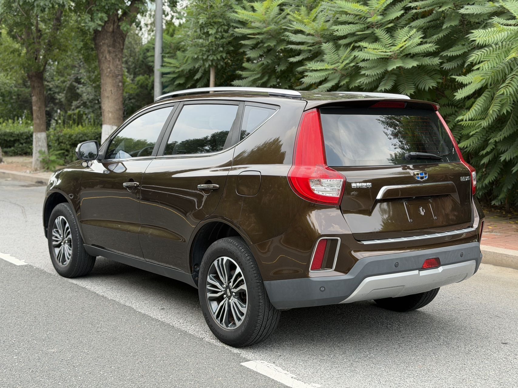 GEELY Vision X6 2017 #4 GEELY Vision X6 2017 car image #4