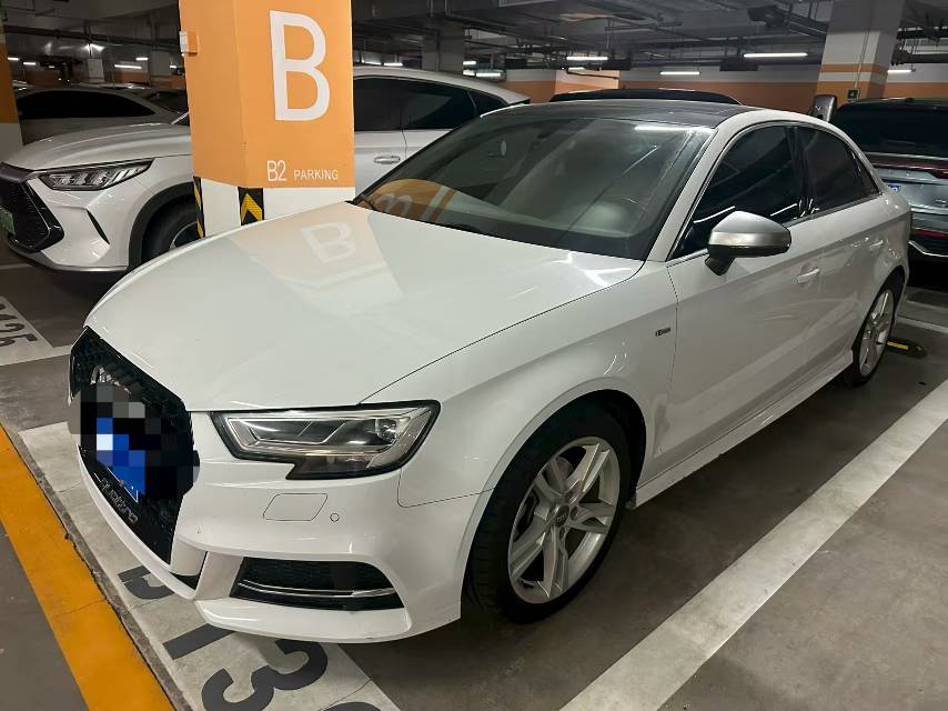 Audi A3 2019 Audi A3 2019 immagine di auto