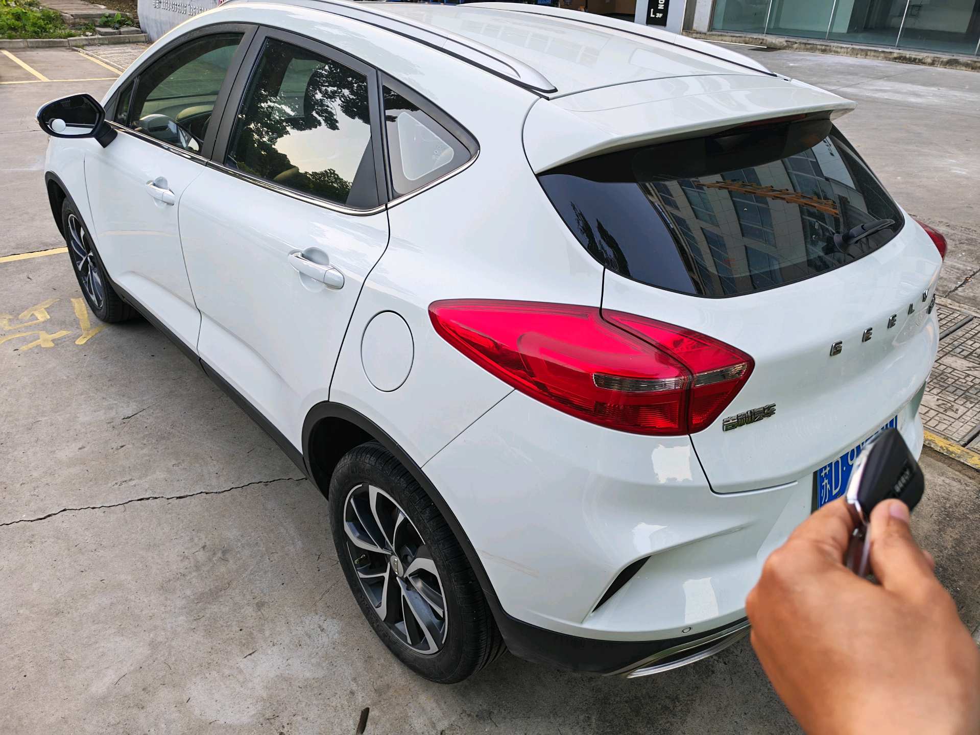 GEELY Emgrand GS 2020 صورة سيارة #4