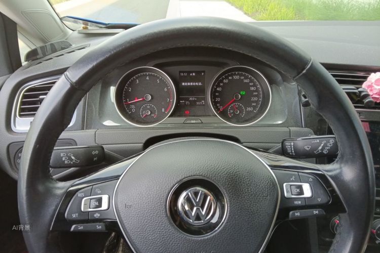 Volkswagen Golf 2020 #13 Volkswagen Golf 2020 car image #13
