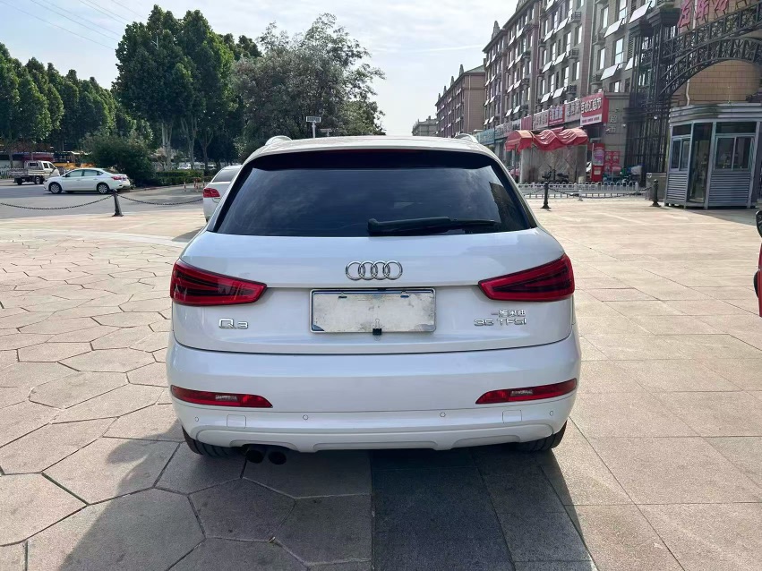 Audi Q3 2014 #4 Audi Q3 2014 car image #4