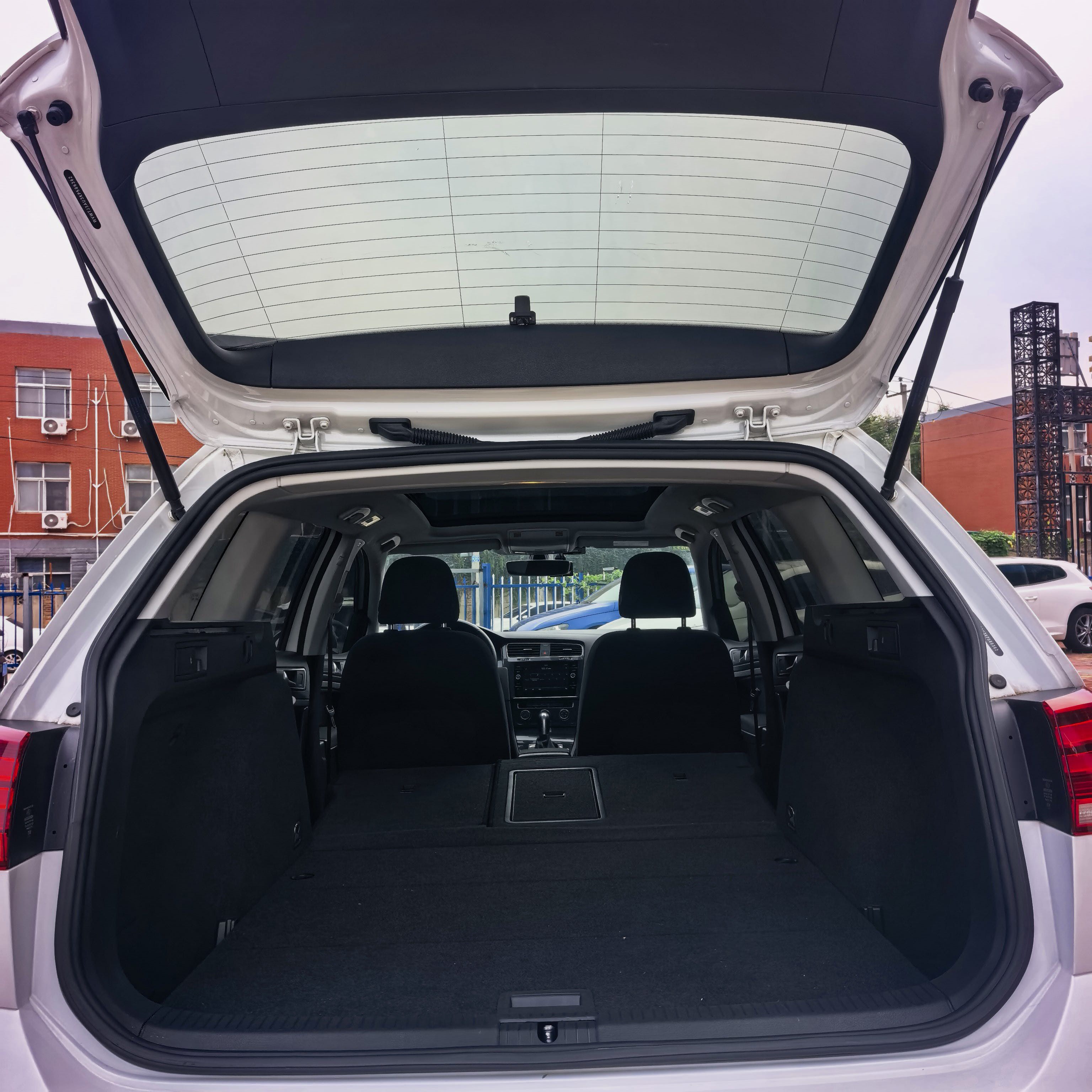 Volkswagen Golf (Imported) 2020 #6 Volkswagen Golf (Imported) 2020 car image #6