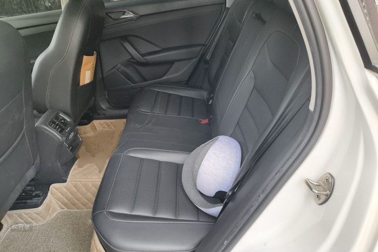 Volkswagen Tharu 2019 #19 Volkswagen Tharu 2019 car image #19
