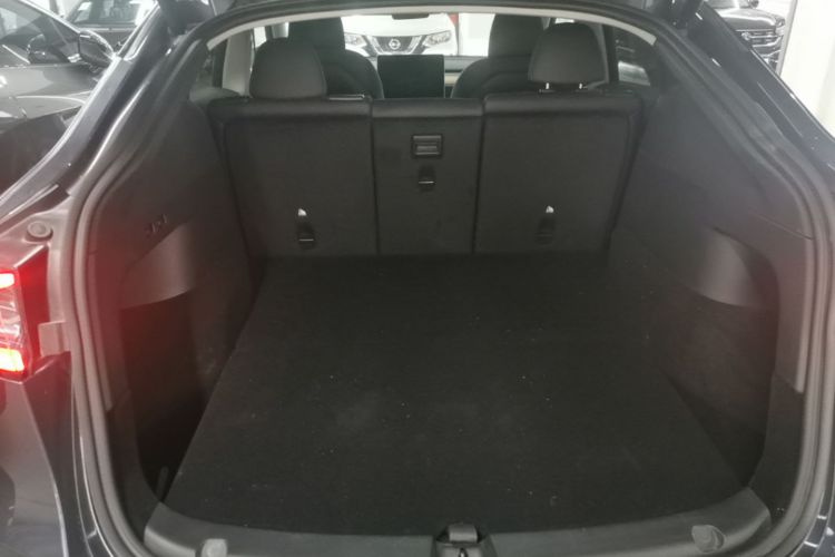Tesla Model Y 2022 #19 Tesla Model Y 2022 car image #19