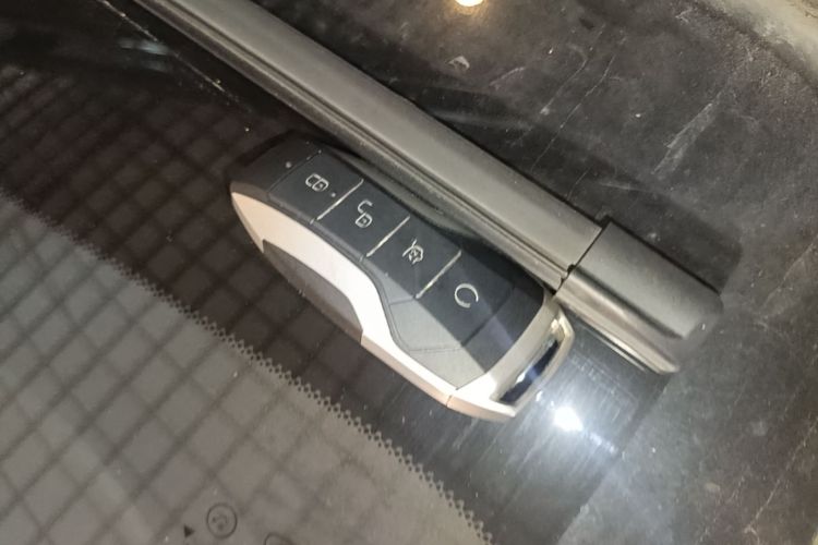 BYD Han 2021 car image #11