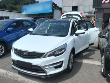 GEELY Emgrand GS 2017 GEELY Emgrand GS 2017 صورة سيارة