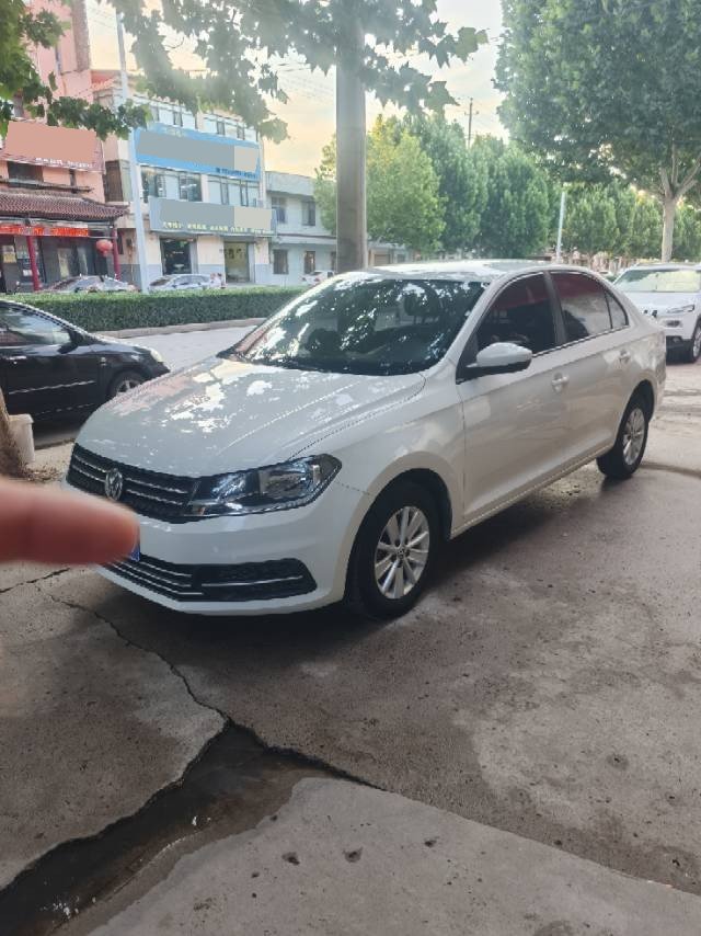 Volkswagen Santana 2018 car image 