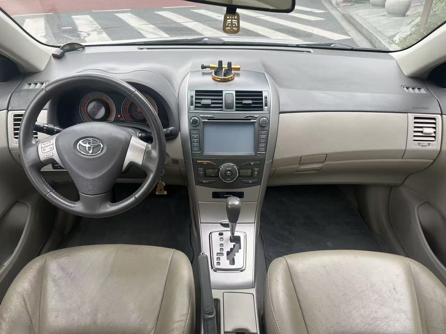 Toyota Corolla 2010 car image #8