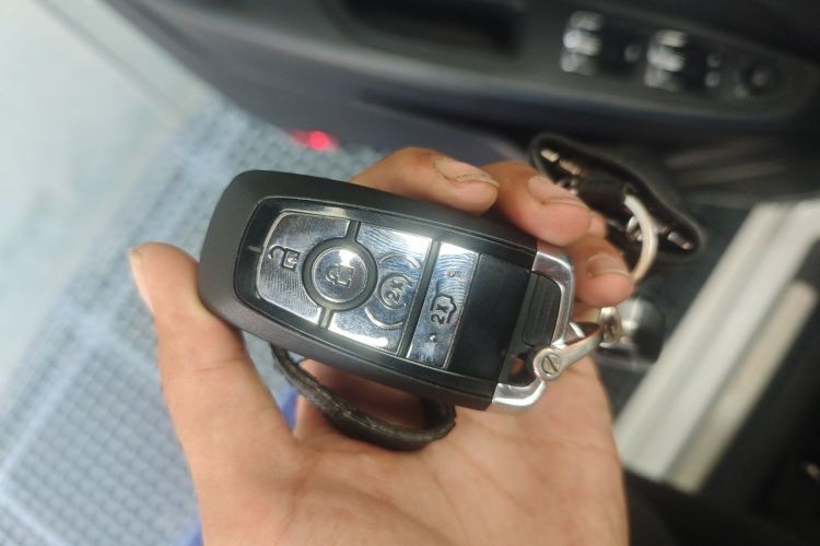 GEELY Emgrand New Energy 2015 car image #11