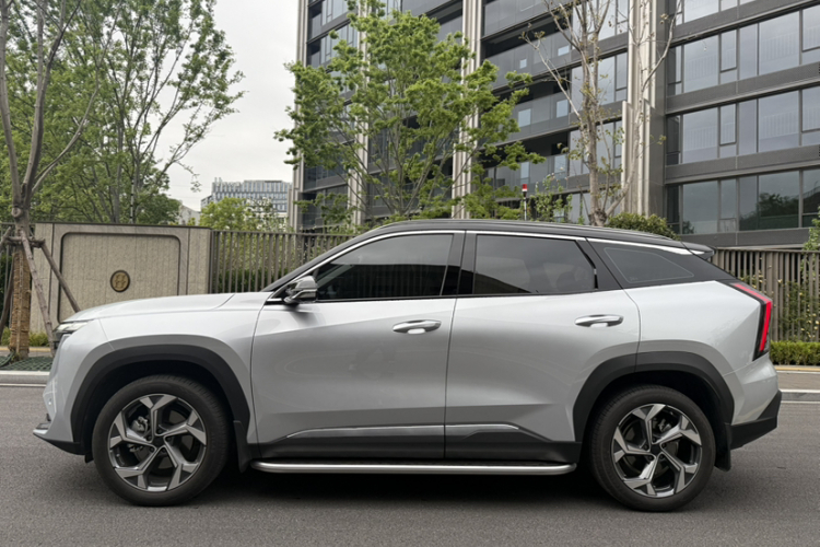 GEELY Boyue L 2024 car image #5