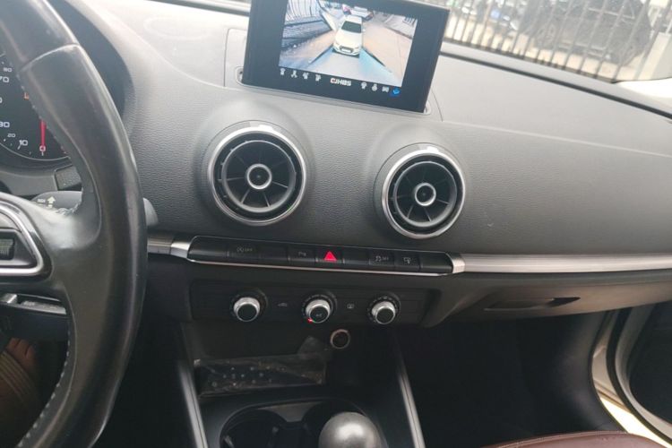Audi A3 2016 car image #13