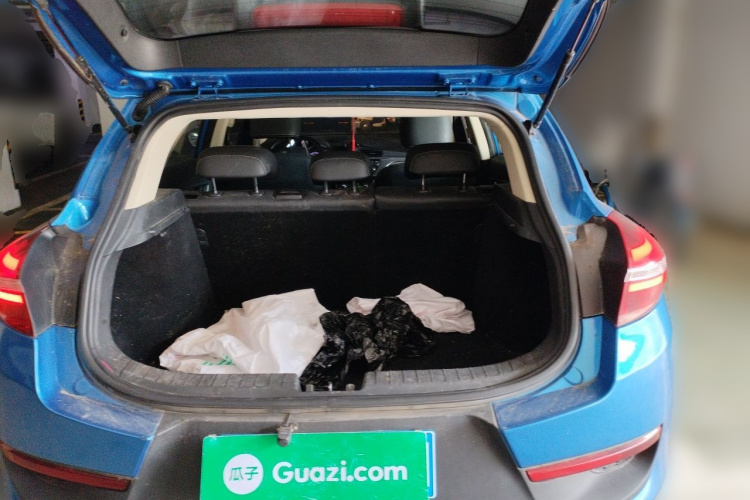 GEELY Emgrand GS 2018 car image #21