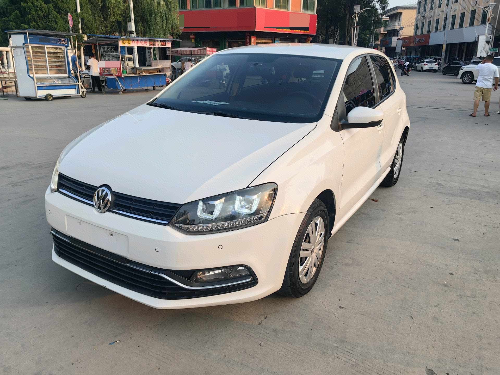 Volkswagen Polo 2017 car image 