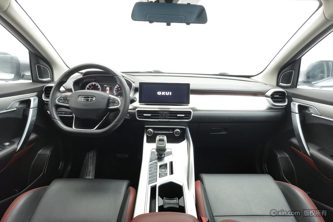 GEELY Coolray 2021 صورة سيارة #12