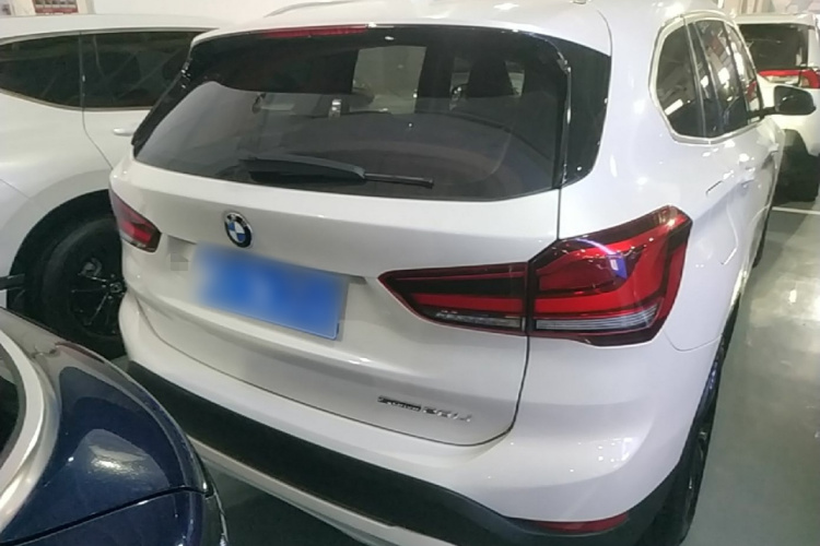 BMW X1 2021 #6 BMW X1 2021 car image #6