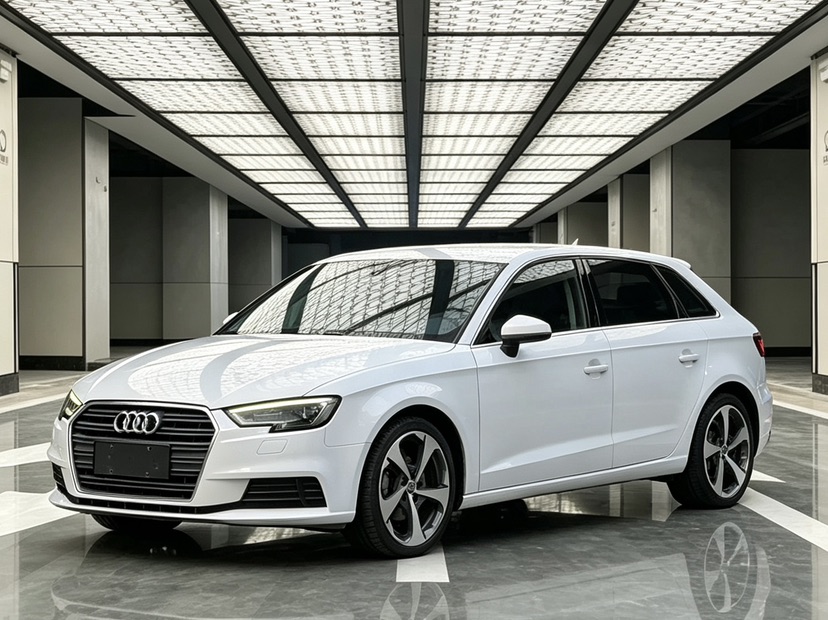 Audi A3 2018 car image 