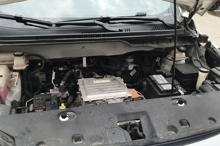 BYD Yuan Pro 2021 صورة سيارة #20