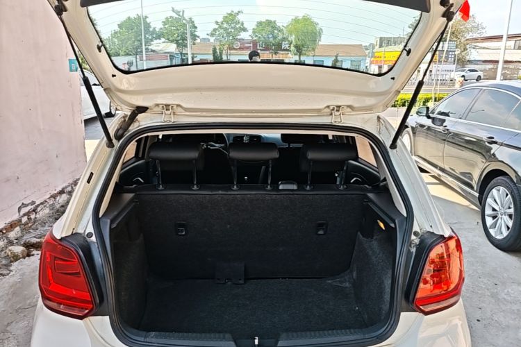 Volkswagen Polo 2019 #19 Volkswagen Polo 2019 car image #19