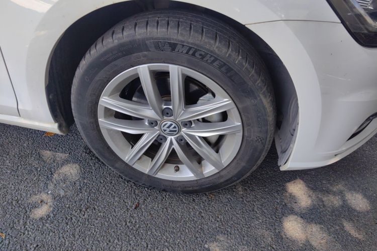 Volkswagen Golf 2019 #6 Volkswagen Golf 2019 car image #6