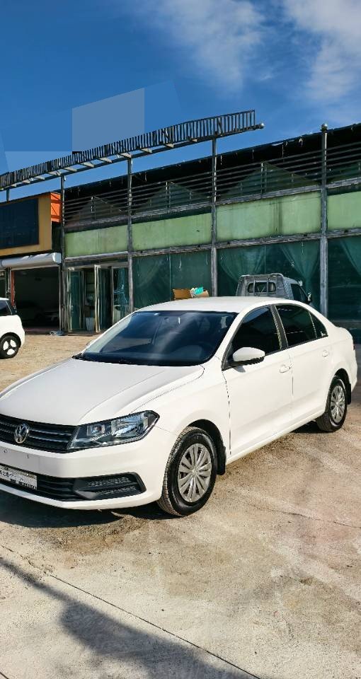 Volkswagen Santana 2018 car image 