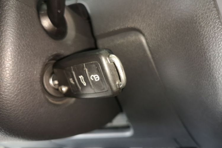 Volkswagen Polo 2017 #9 Volkswagen Polo 2017 car image #9