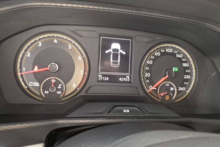 Volkswagen Lavida 2018 car image #12