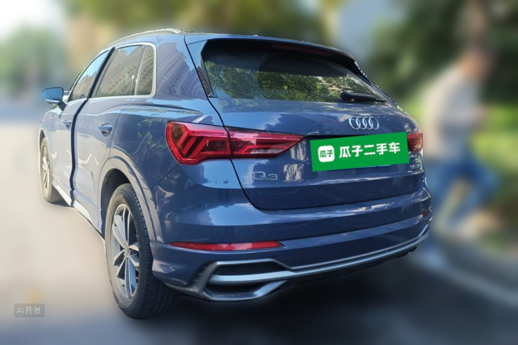 Audi Q3 2021 car image #5