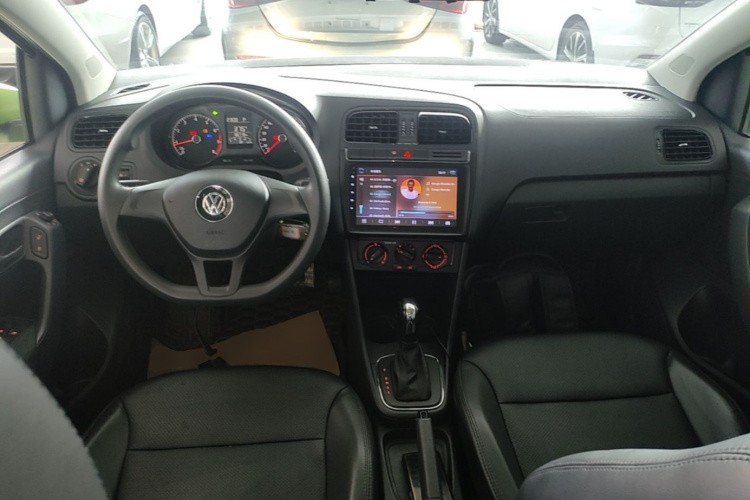 Volkswagen Polo 2017 #10 Volkswagen Polo 2017 car image #10