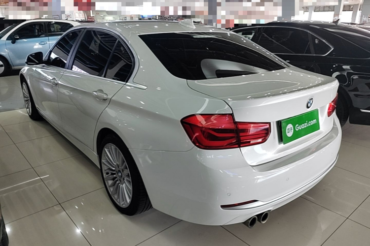 BMW 3 Series 2018 car image #5