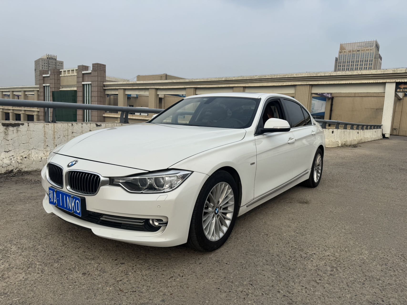 BMW 3 Series 2015 BMW 3 Series 2015 car image