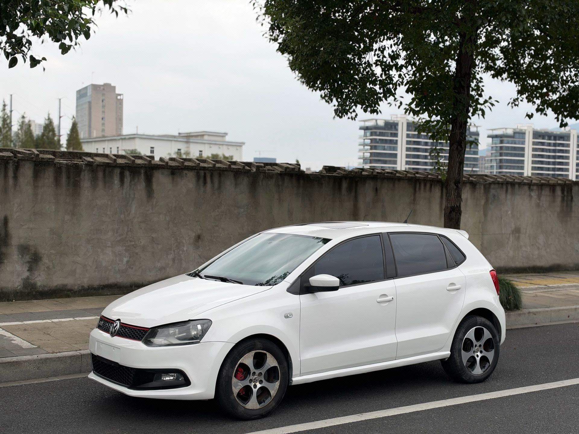 2014 2014 immagine di auto