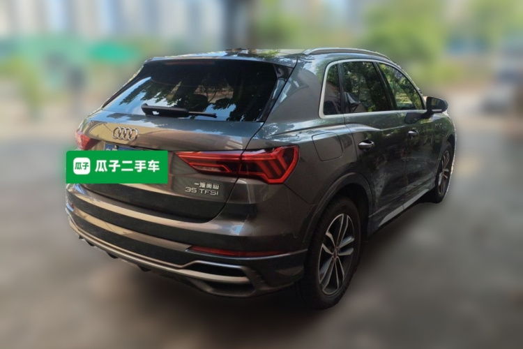 Audi Q3 2020 car image #5