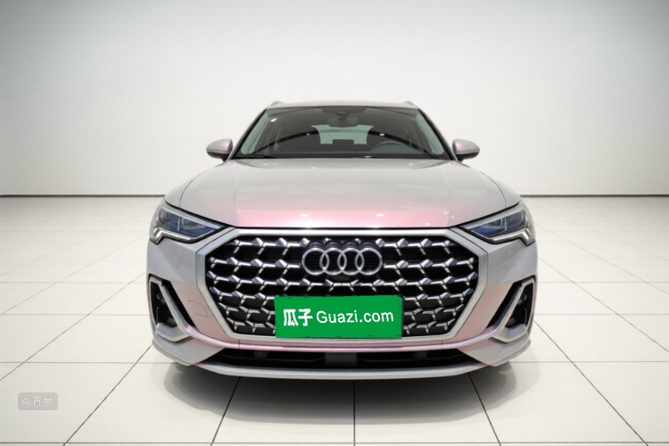 Audi Q3 2024 car image #3