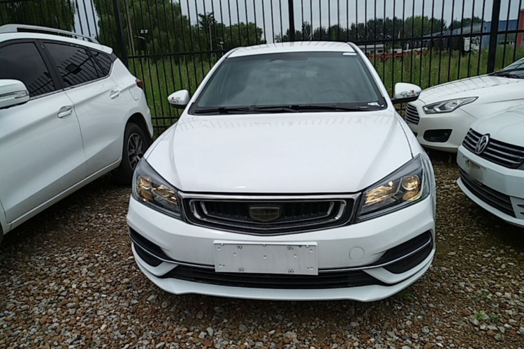 GEELY Emgrand 2019 car image #3
