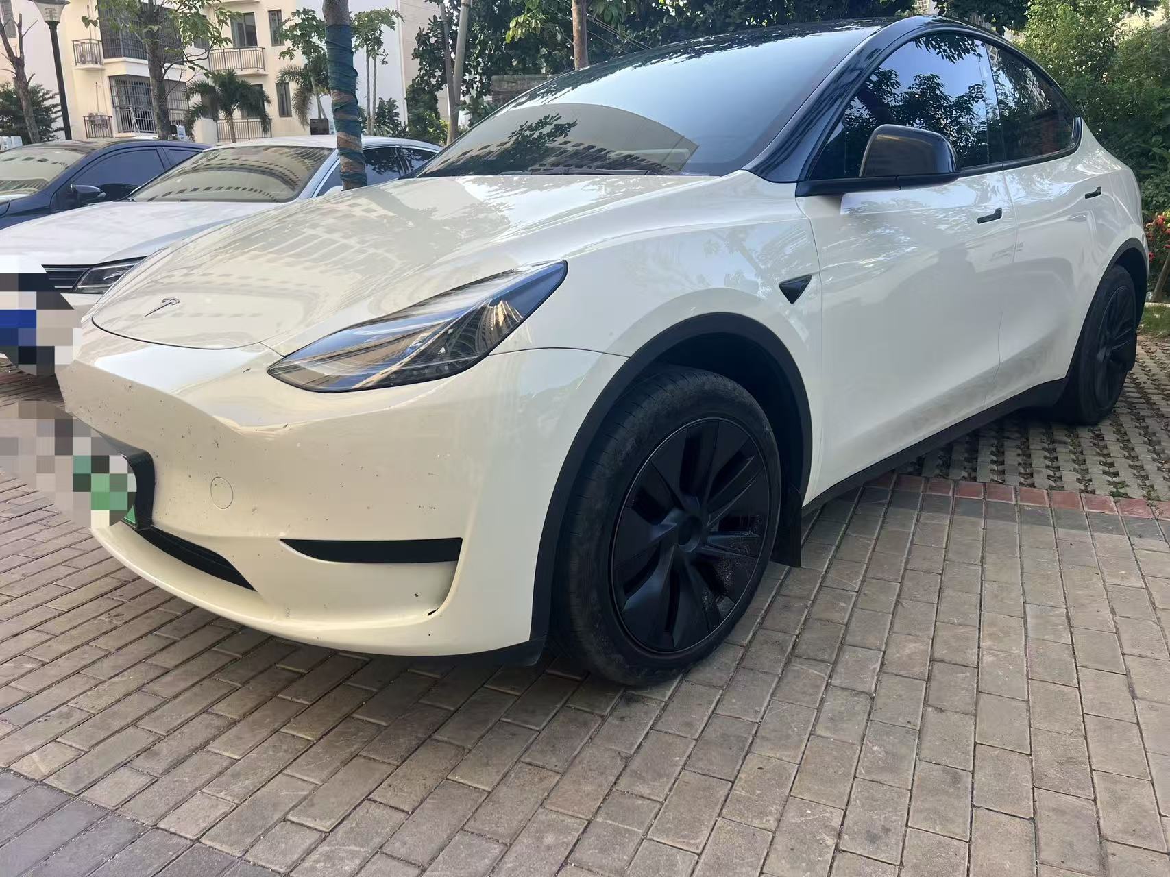 Tesla Model Y 2024 Tesla Model Y 2024 immagine di auto