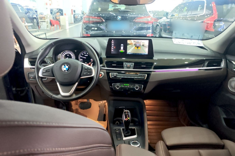 BMW X1 2020 car image #11