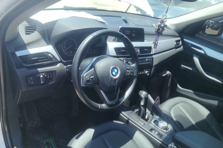 BMW X1 2018 car image #11