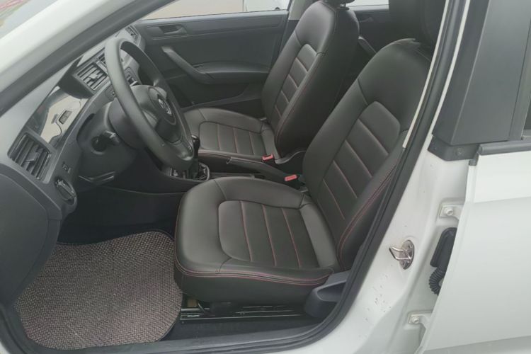 Volkswagen Santana 2016 car image #15